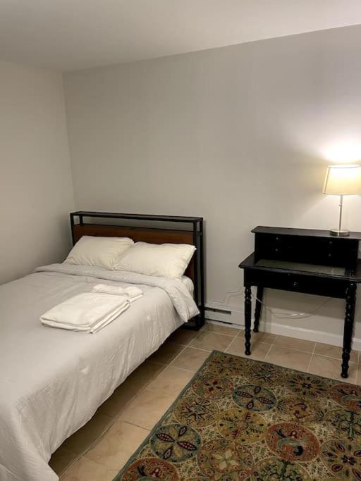 Lovely Two Bedroom Condo In South Boston Dış mekan fotoğraf